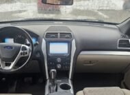 2013 Ford Explorer xlt. 3.5L